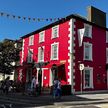The Castle Hotel Aberaeron Exterior foto